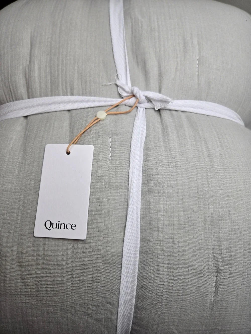 NWT QUINCE Organic Cotton Gauze Dream Quilt King/Cal King Light Grey 0482